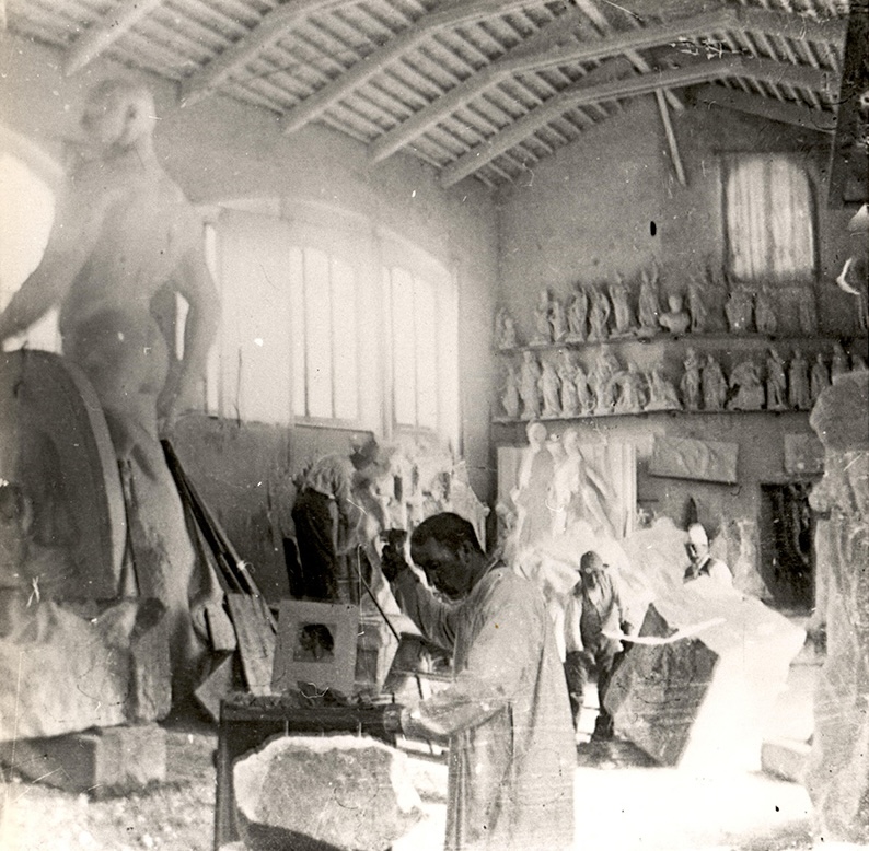 k.-bickel-im-atelier-carrara-1912_800px